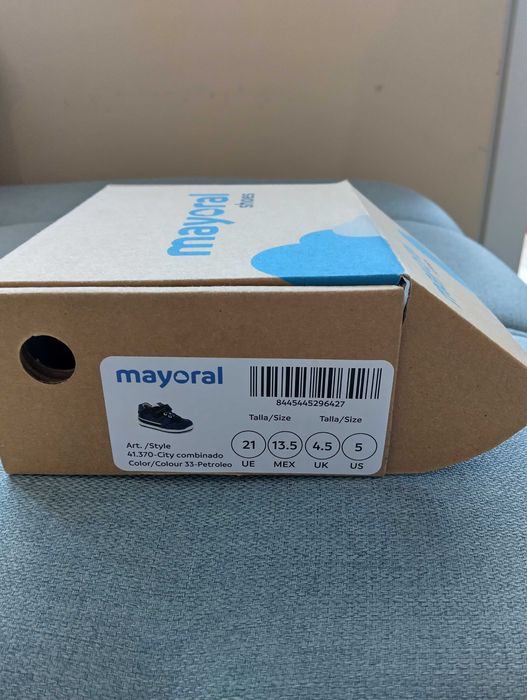 Обувки  21 номер