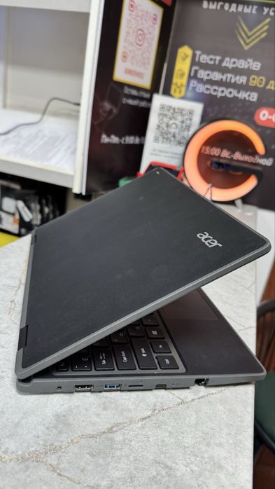 Компактный ноутбук Acer