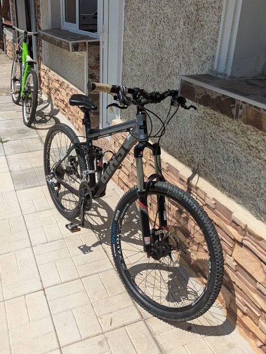 Продавам Bixs Sauvage 200
