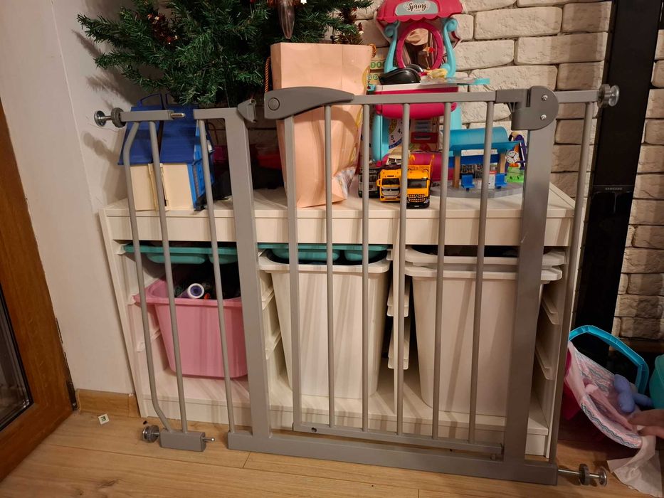 Poarta de protectie pentru copii pentru scari