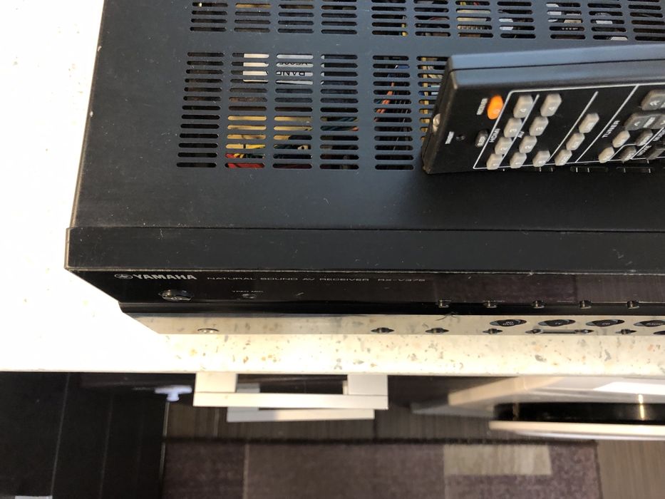 Yamaha RX-V375 resiver