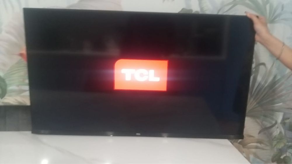 Продам телевизор  андроид
