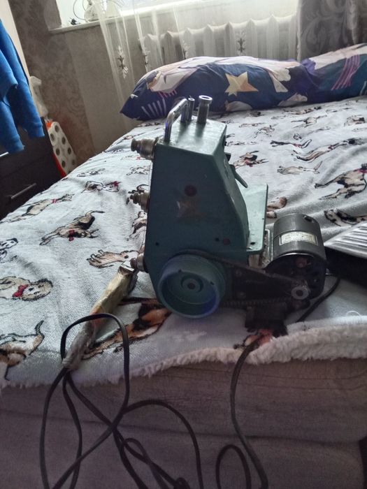 Продам швейную машинку и оверлог