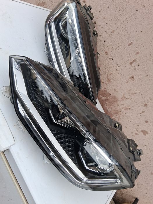 Far stanga/dreapta Volkswagen Golf 7 Sportsvan Facelift Full Led