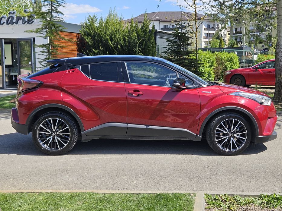 Toyota CHR hybrid, faruri LED, RAR efectuat, Garanție baterie