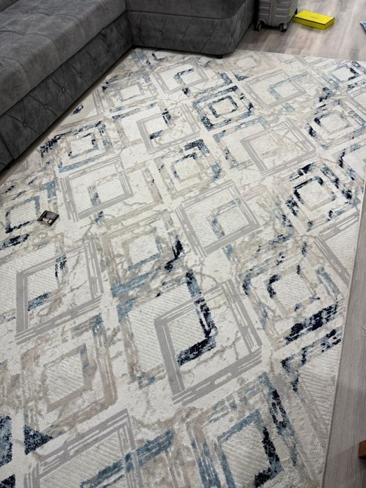 Ковер 2шт. Почти новый