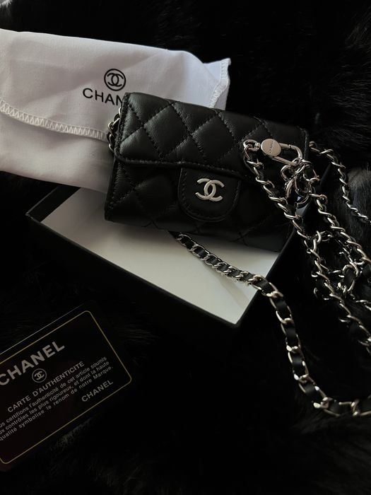Чанта черна бяла и бежова мини chanel