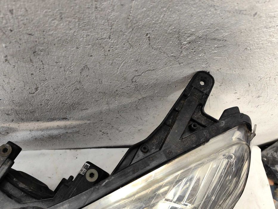 Оригинален фар Ляв Десен  Опел астра  Opel Astra H