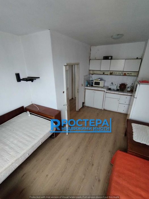 Продава се Двустаен апартамент в Търговище, Запад 3 - 75 кв.м за 871 €/кв.м - Снимка #1