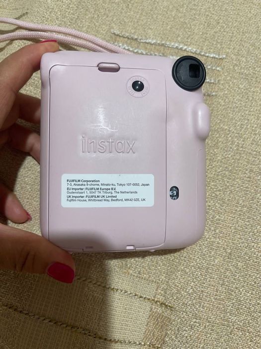 Instax mini 12 Фотоапарат