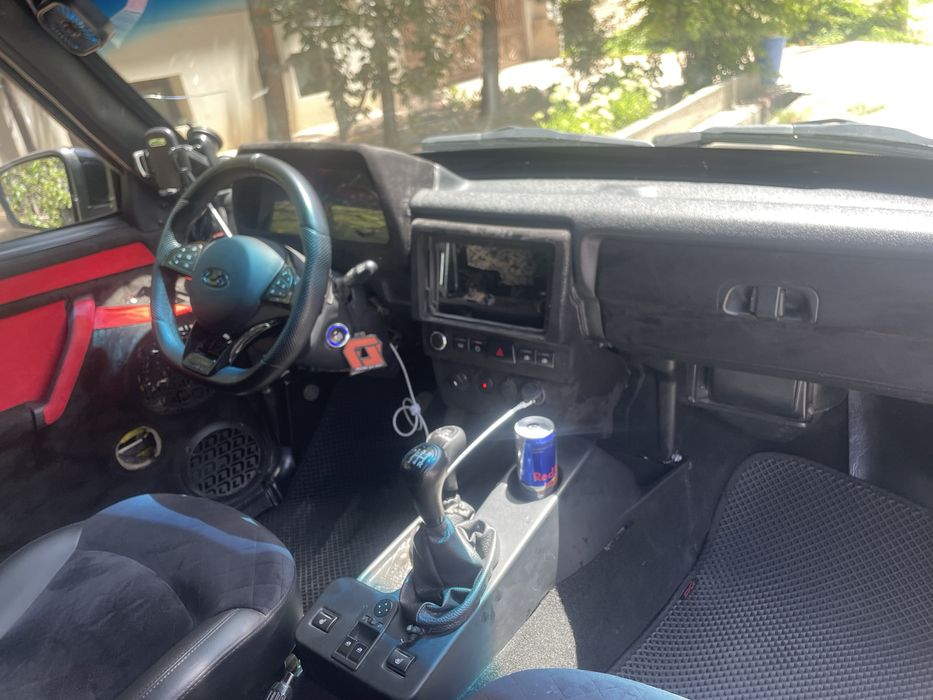 Срочно Продам Ниву 21213 Инжектор