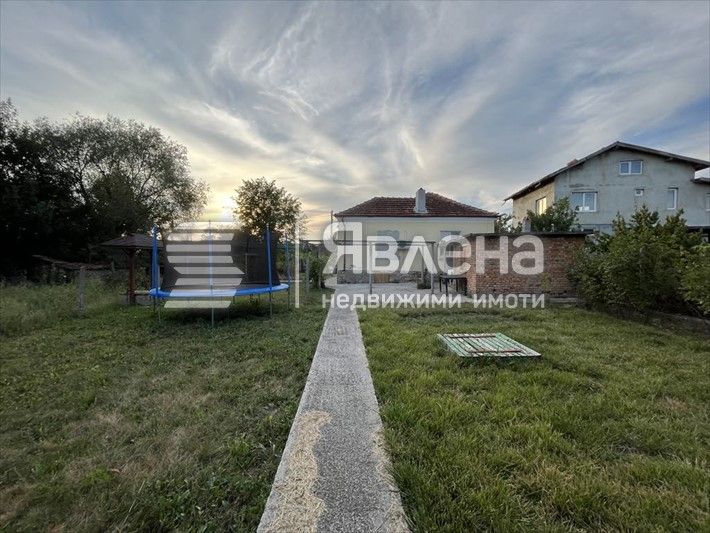 Продава се Къща в с. Дъбравино, Област Варна - 100 кв.м за 899 €/кв.м - Снимка #3