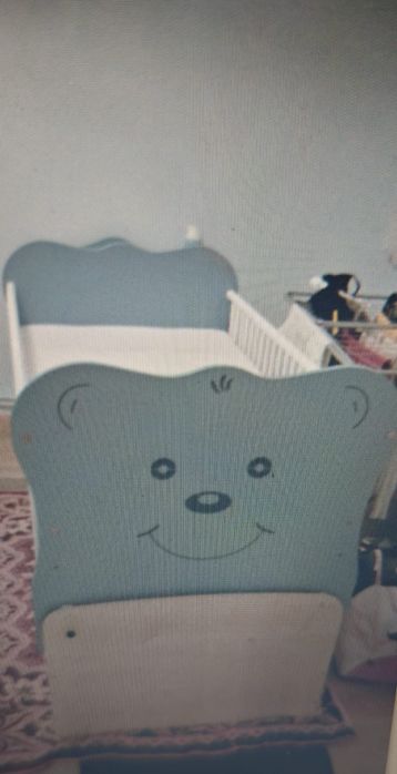 Mobilier copii alb si albastru