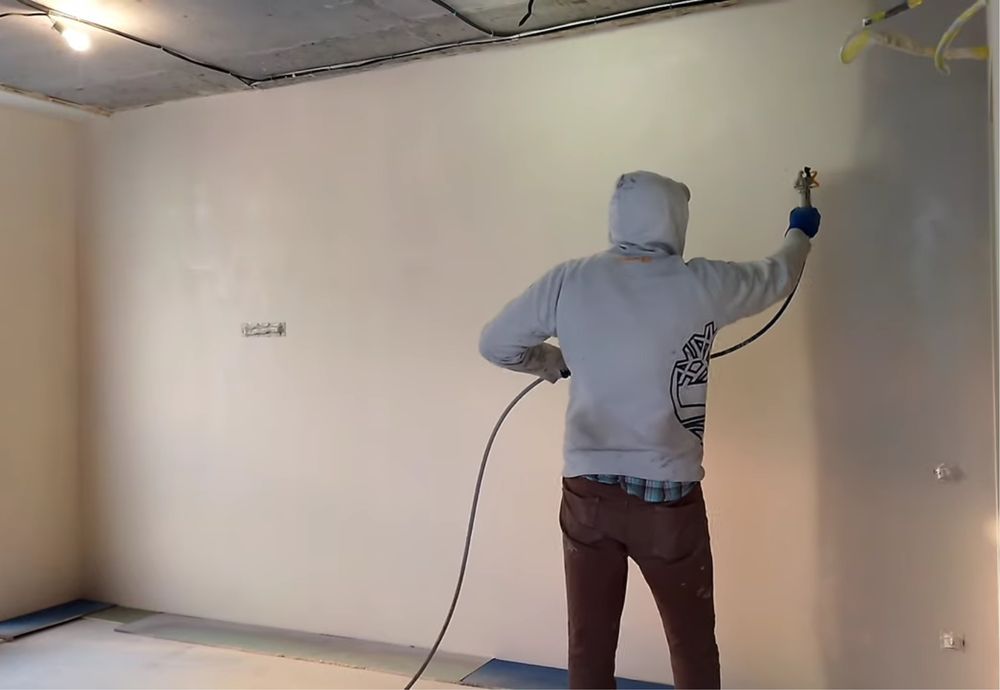 Безвоздушный краскапульт