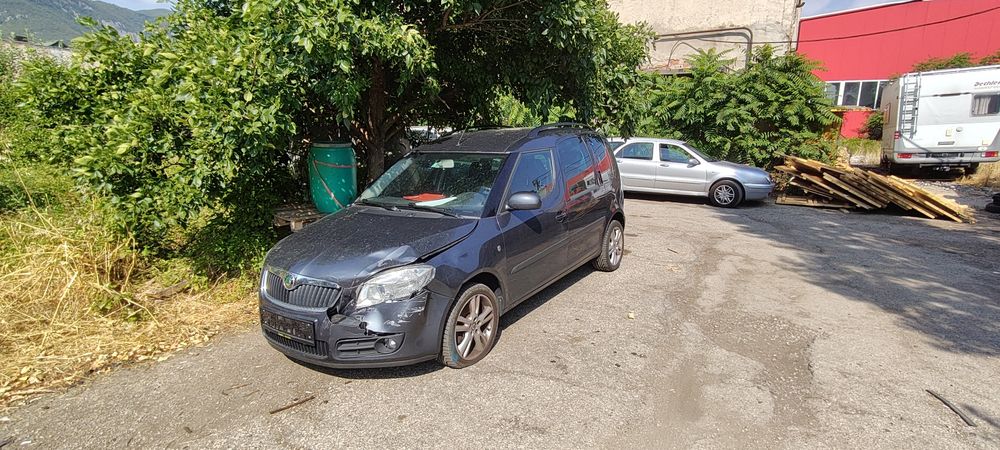Skoda roomster 1.9TDI BLS 105кс 100000км за части