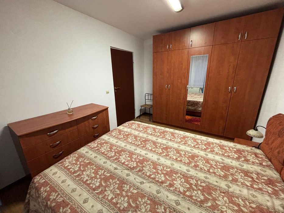Apartament 3 camere de închiriat Ploiesti zona Nord Cina