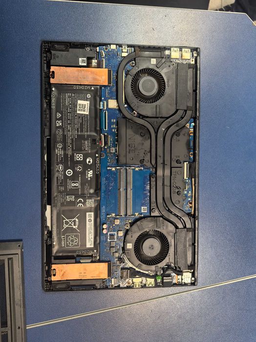 Лаптоп HP OMEN 15-en1004nu