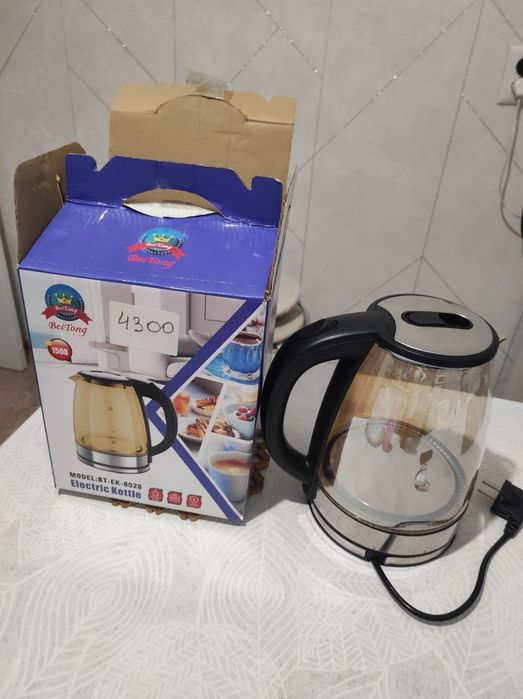 Продам электрический чайник