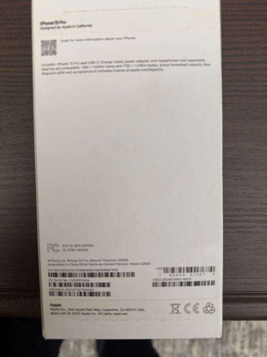 Продается iPhone 15 Pro 256 gb sotiladi