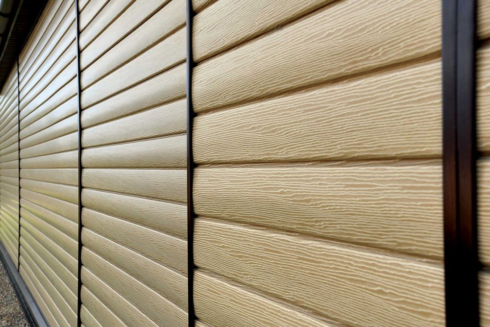 Сайдинг под дерево Дуб. Карнизы, софиты, кирпич, водосток