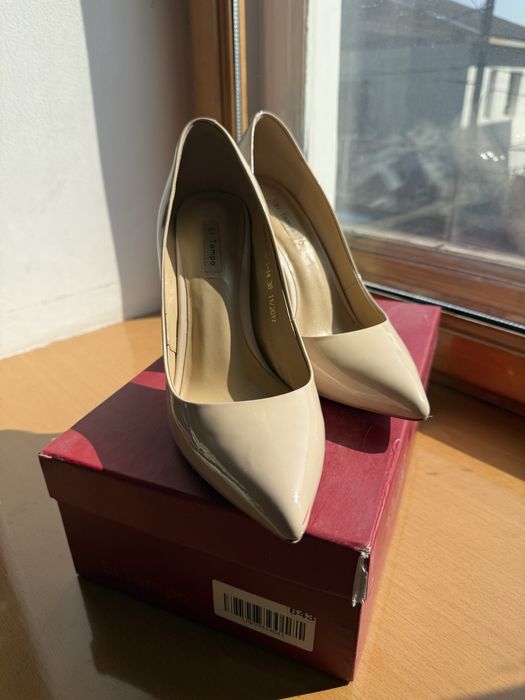 Туфли в нюдовом цвете