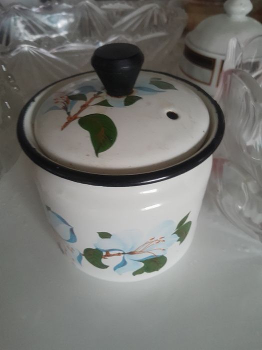 Продам посуду в хорошем качестве