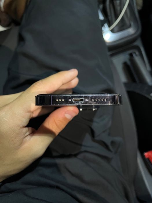 Продам Iphone 14 pro 256