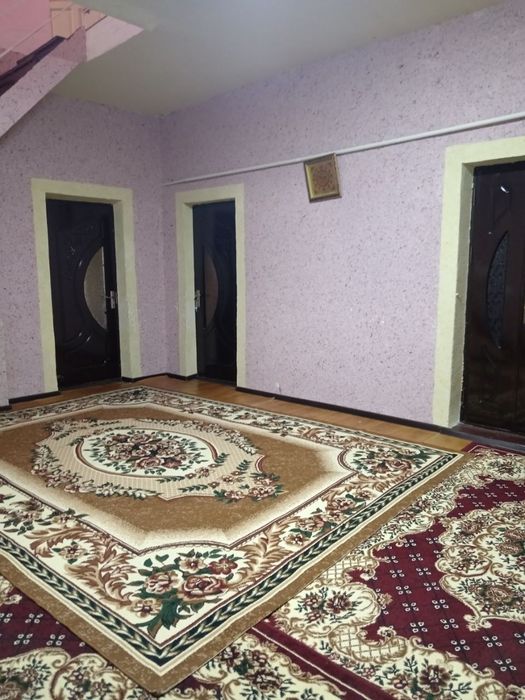 Барча қулайликларга эга Амир Тумур кучасида 2 этаж 6 хонали коттедж