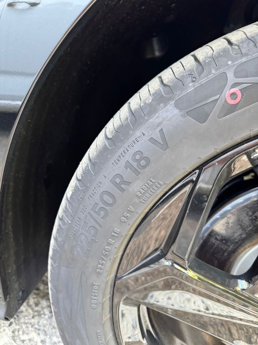Anvelope Vara Continental 225/50/r18 Noi