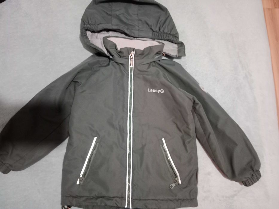 Демисезонный комбинезон для мальчика