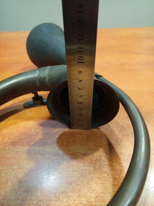 Промо цена СТАРА ТРОМБА BCI от Месинг за Ретро Автомобил или Файтон