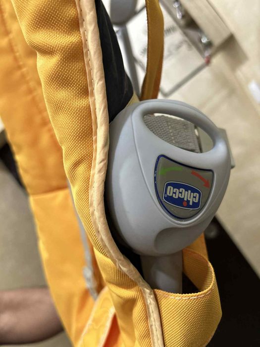 30 лв  Chicco - Бебешки Шезлонг Chicco Relax Yellow