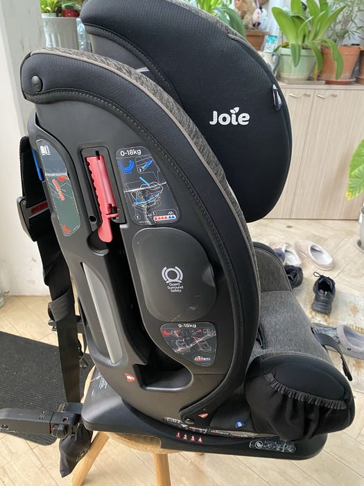 Scaun auto Joie universal 15-36kg isofix  predare personala
