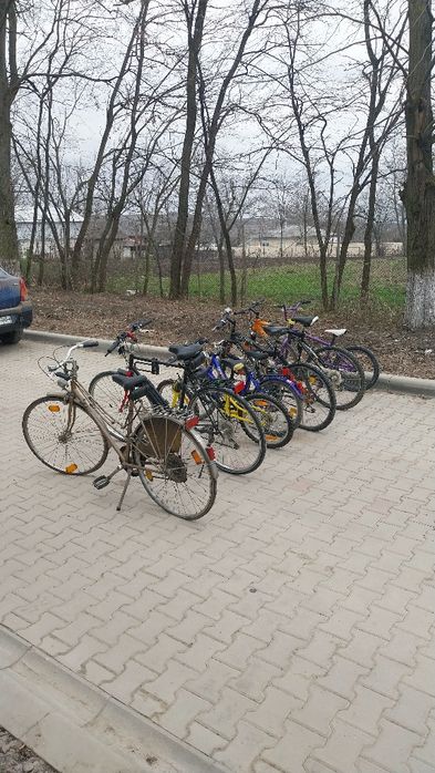 Biciclete de vânzare