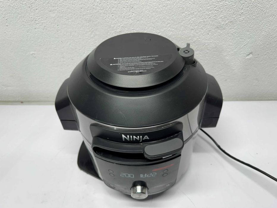 Мултикукър Ninja Foodi 7.5L