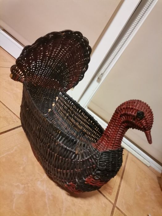 Cos Impletit in Forma de Paun