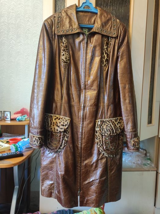 Продам,Кожанный плащ.