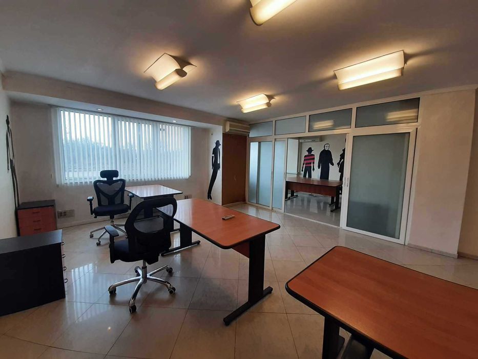 Продава се Тристаен апартамент в София, Център - 123 кв.м за 2358 €/кв.м - Снимка #5