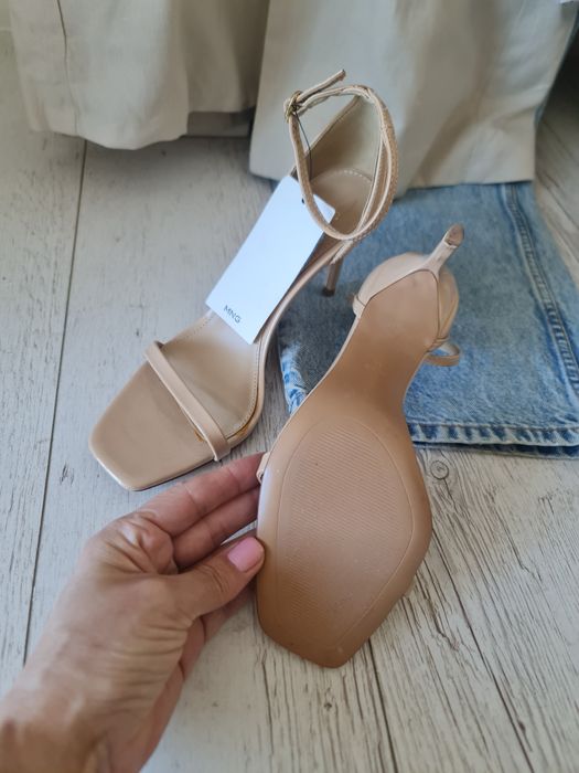 Нови дрехи Zara,  панталон, топ