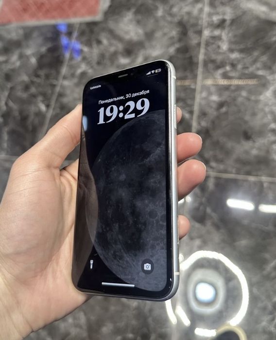 Iphone 11 64 gb useleniy batareyka
