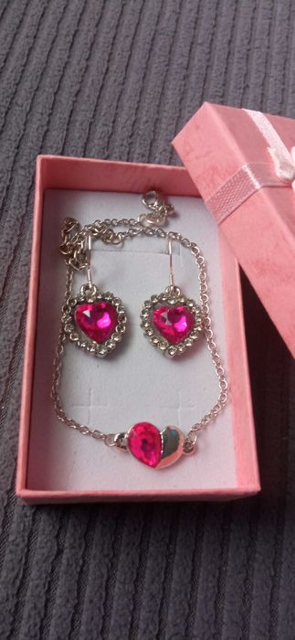 Масивен,дамски,сребърен ланец. Масивна,сребърна гривна.Различни модели