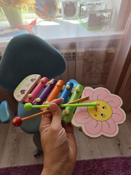 Продаётся детская игрушка