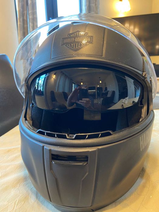 Vand casca Harley Davidson, sec, ECERXXL64 1800g flip-up  400lei neg.