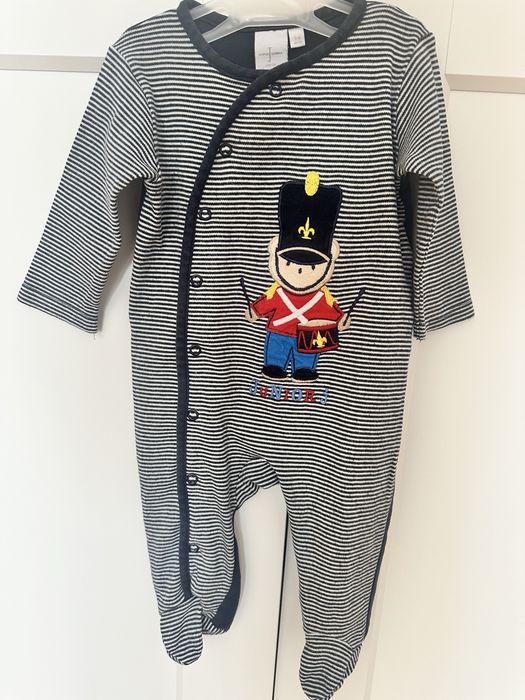 Salopeta soldatel englez 3-6 luni