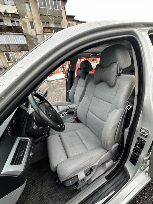 BMW Seria 5, E60 520d