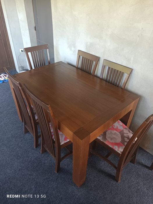 Masa extensibila cu scaune