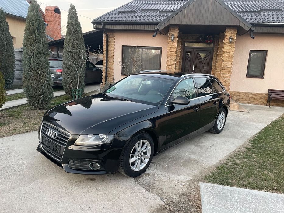 Audi A4 Audi/A4/B8/Navi/2.0/TDI/143/CP/6+1/Trepte/2010/Euro5/