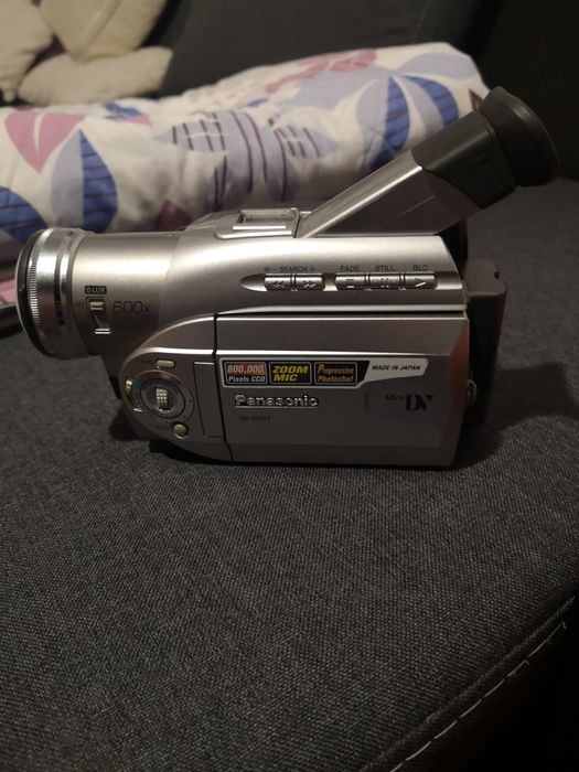 Видео камери Panasonic и JVC - MiniDV и VHS C