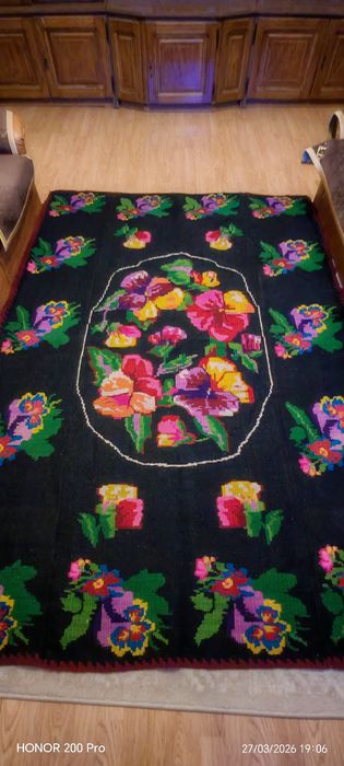 Covor din lână țesut manual