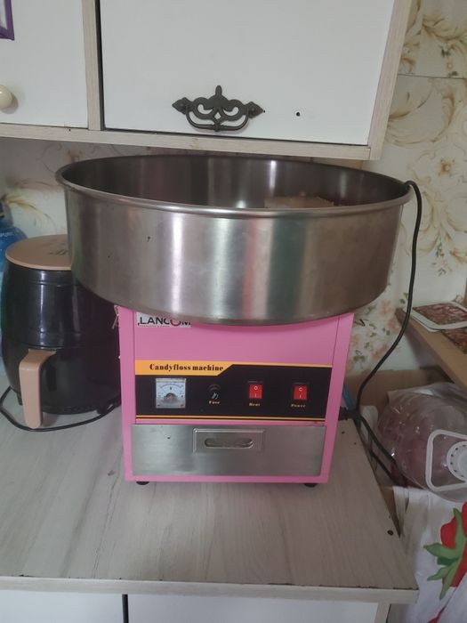 vind masina de facut vata pe bat mai am 1  cele 2 s-au dat